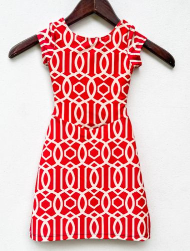 Girls Size 2T - Red Lattice